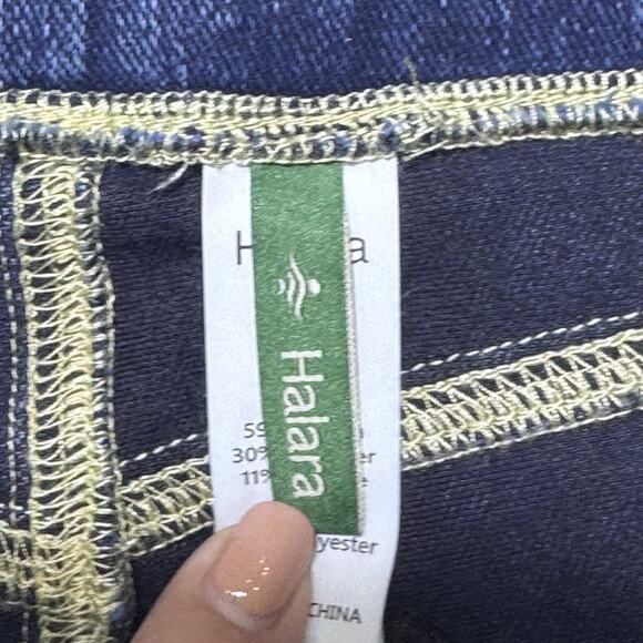 New Halara Medium Wash Flared Stretch Jeans SZ S Womens Comfort Lounge - Picture 5 of 6